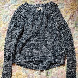 Hollister Knit Sweater M